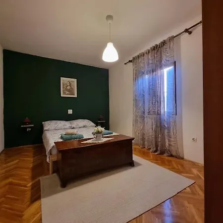 Holiday House Few Minutes From Center Of Holiday home