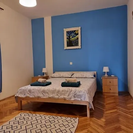 Holiday House Few Minutes From Center Of *